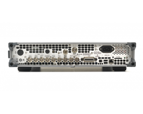 Аналоговый генератор СВЧ-сигналов N5183B семейства MXG серии Х ( от 9 кГц до 13 ГГц/20 ГГц/ 31,8 ГГц/ 40 ГГц )